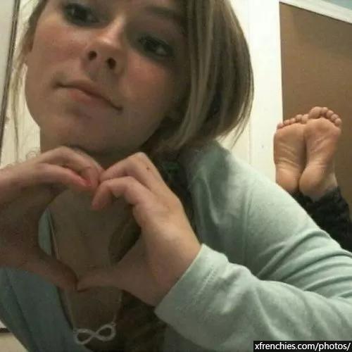 Foot fetish compilation, foot pictures part 1 n°28